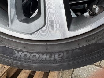 Hyundai alu sada 18” - 5