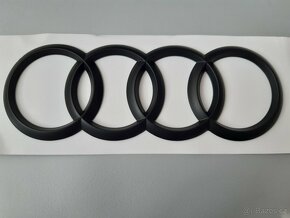 Audi znak na kufr černý - 5