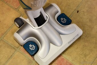 Parní čistič a vysavač Rowenta Clean&Steam - 5