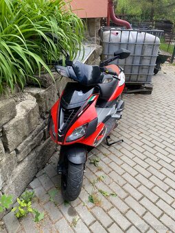 Prodám aprilia sr50r - 5