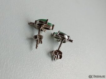 náušnice se smaragdy ve stříbře (Ag) - 5