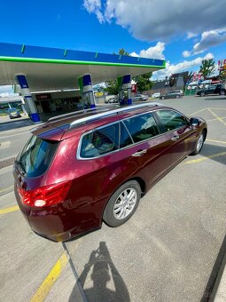 Honda Accord Tourer 8g 2.2 i-DTEC, 2012 facelift verze - 5