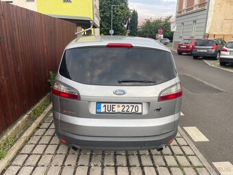 Prodám Ford S Max 2,5l 162kw benzin 2008 - 5