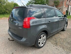 Díly z vozu Peugeot 5008 1.6hdi - 5