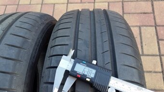 Letní pneumatiky DUNLOP 185/60 R15 4x6,5mm - 5