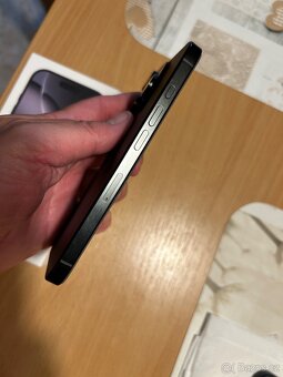 Iphone 16 Pro  černý titan 128 Gb  Top cena Zánovní - 5