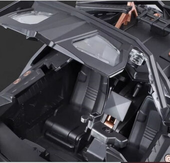 1:18 Rarita Batmobile Tumbler Metal Casting Sound+Light - 5