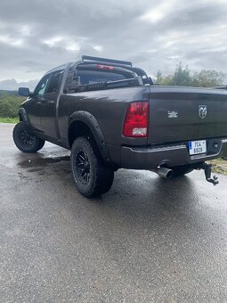 Dodge Ram 5.7 HEMI - 5