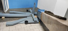 Jednosloupový mobilní zvedák 2.500-3.500 kg ZÁRUKA - 5