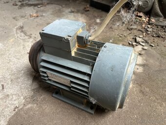 Vratek , elektromotor - 5