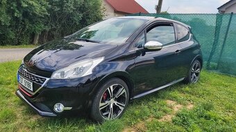 Peugeot 208 GTi - 5