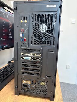 Herní PC - gtx 1080, i5 11600k, ddr4 32gb, 1tb ssd, wifi - 5