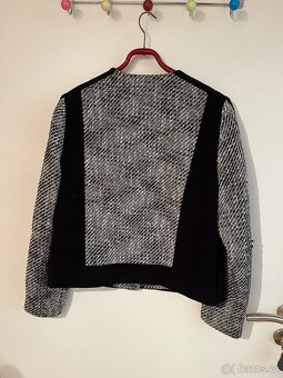 Černobílé efektní šaty s páskem vel. L - 5