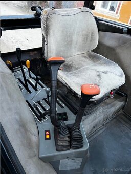 traktor Case International 4230 - 5