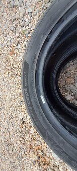 235/55 R17 zimni pneu - 5