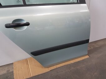 PZ dveře šedozel. met. LF7W kompletní, Škoda Fabia II combi - 5