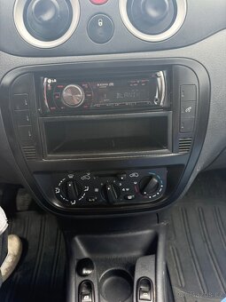 Prodám citröen C3 1.1 44 kw rok výroby 2008 - 5