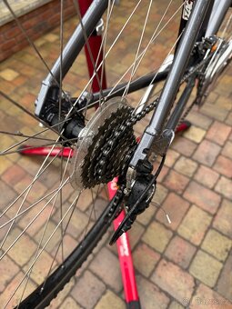 Trekingové kolo SCOTT - 5