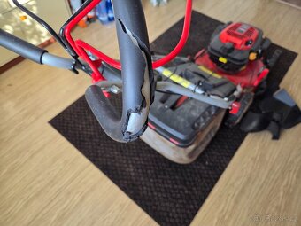 Prodám sekačku Hecht 5556 - 5