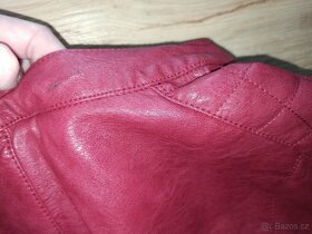 Koženková červená bunda vel. 40 - 5