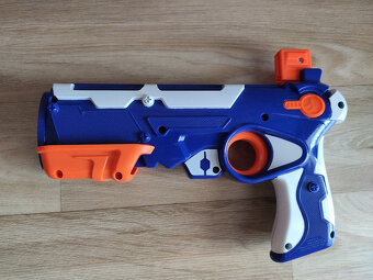 Pistole, puška - Nerf a Air Raiders - 5