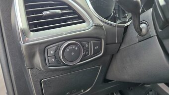 Ford Galaxy 2.0 EB 140 kW Vignale AT8 7míst - 5