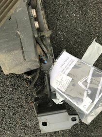 Prodám elektricky sklopné tažné zařízení na BMW 5 F11 - 5