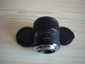 Objektiv Panasonic 30mm f 2,8. - 5