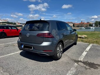 Volkswagen e-Golf - 5