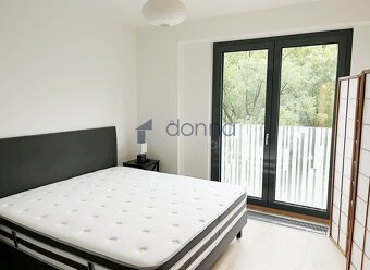 Pronájem bytu 2+kk, 72m², ul. Olšanská, Praha 3 - Žižkov, za - 5