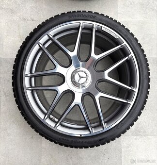 E63s AMG Mercedes R20 E63 AMG Alu Kola Zimní Hankook - 5