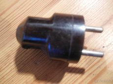 Historické vypínače, zásuvky tep ochrana, přepínač. - 5