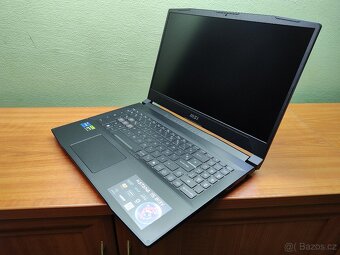 Nepoužitá 15" Katana,QHD,4070-Rtx,32gb,i7-13th.M.2 1TB - 5