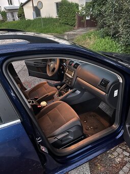 Prodám Volkswagen Golf V 1.9 TDI, r. 2008, 77 kW, najeto 257 - 5