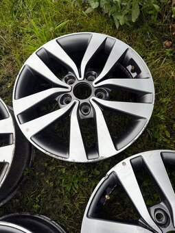 Hlinikove disky hyundai i30 r16  52910-G4200 et50 - 5