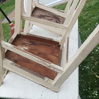 STARŠÍ STŮL / 2 ŽIDLE - 5