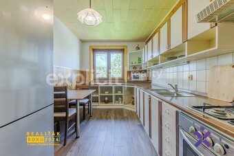 Prodej rodinného domu 5+1 333 m2, pozemek 2 555 m2 - Bzenec, - 5