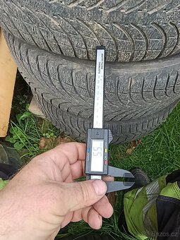 235/65 R17 kia sorento lité kola zimní - 5