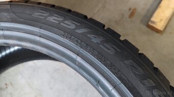 225/45 R19 zimní pneu Pirelli - 5