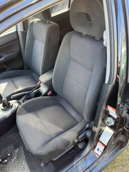 Mitsubishi Lancer kombi 2.0b, r.v.03-07 - náhradní díly - 5