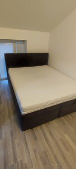 Manželská postel - 5