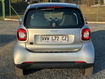 Smart Fortwo EQ Elektro 22kw NAVIGACE  DPH - 5