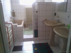 Prodam velky tri podlazni rodiiny dum - 5