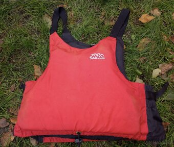 Vesty - různé velikosti (S-XL); Hiko,Hodonský,Vega,Tribord - 5