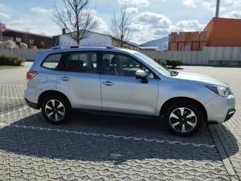 Subaru Forester, 4x4, výborný stav - 5