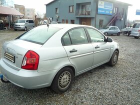 HYUNDAI ACCENT 1,4 I / 71,3 KW//TAŽNÉ ZAŘÍZENÍ - 5