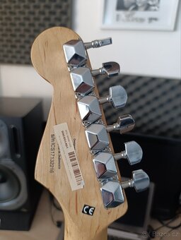 Elektrická kytara Fender Squier (celý set pro začátečníka) - 5