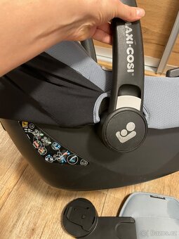 Maxicosi+isofix zakladna - 5