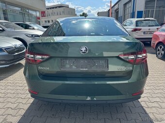 Škoda Superb 3 Lim. 2.0TDI 110kW Manual L&K Tažné Kamera ACC - 5
