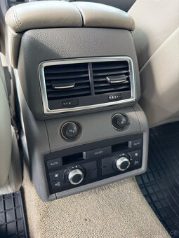 AUDI Q7 3.0 TDI Quattro S-line - 5
